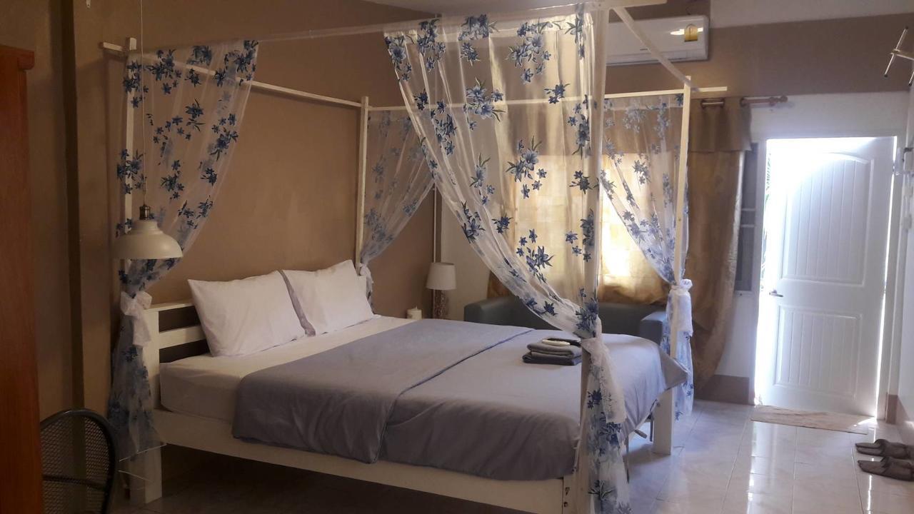 Ann Guest House Чіанграй Екстер'єр фото